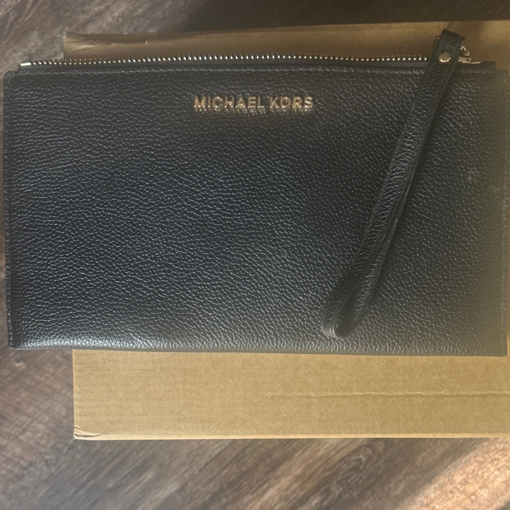 Michael Kors Black Textured Pouch